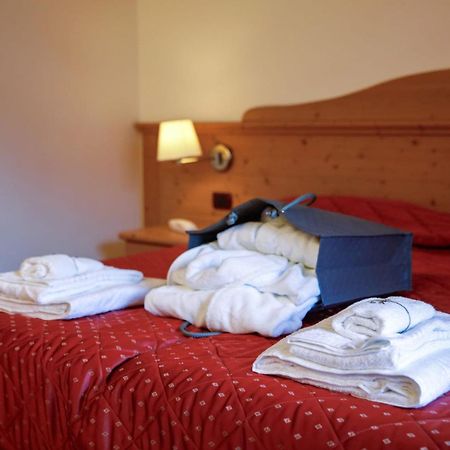 Nivis Hotel Folgarida Esterno foto