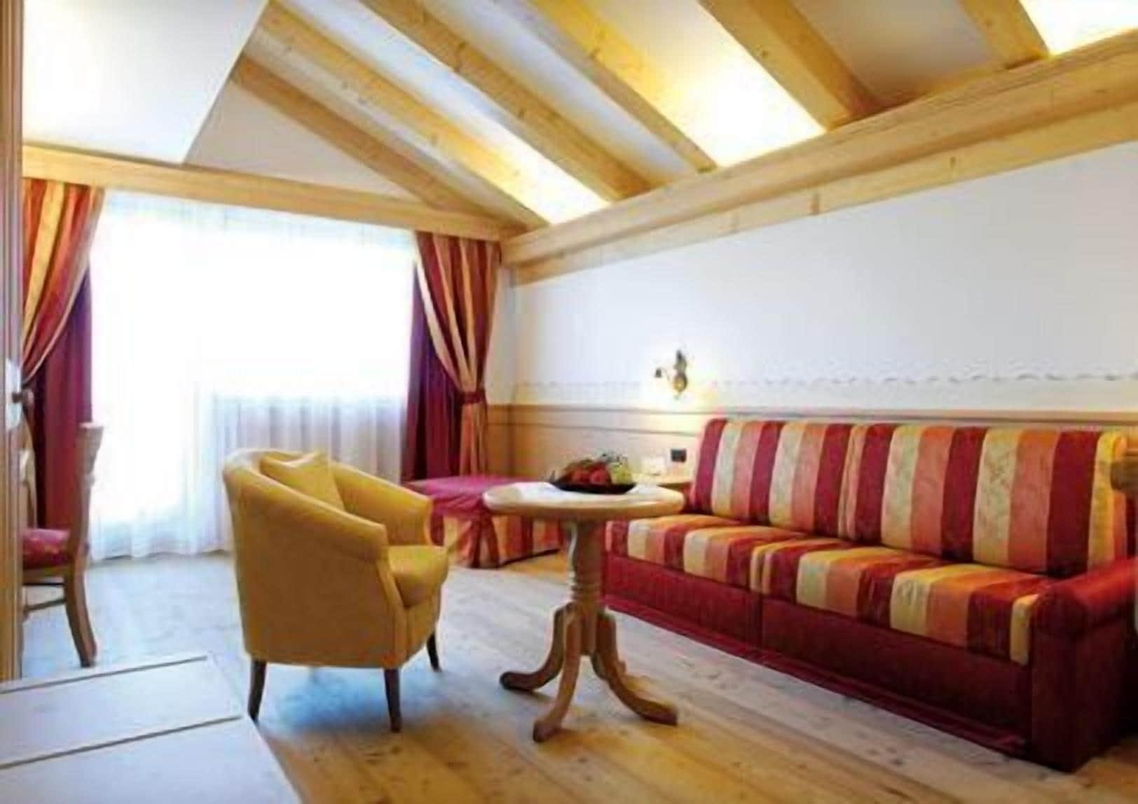 Nivis Hotel Folgarida Esterno foto