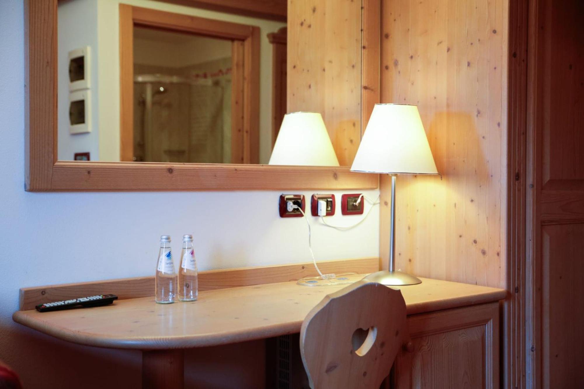 Nivis Hotel Folgarida Esterno foto