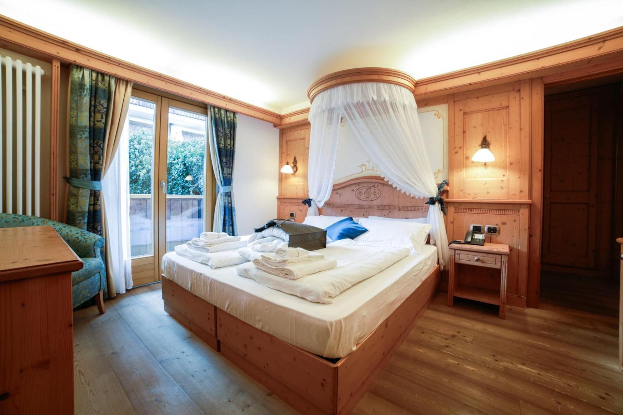 Nivis Hotel Folgarida Esterno foto