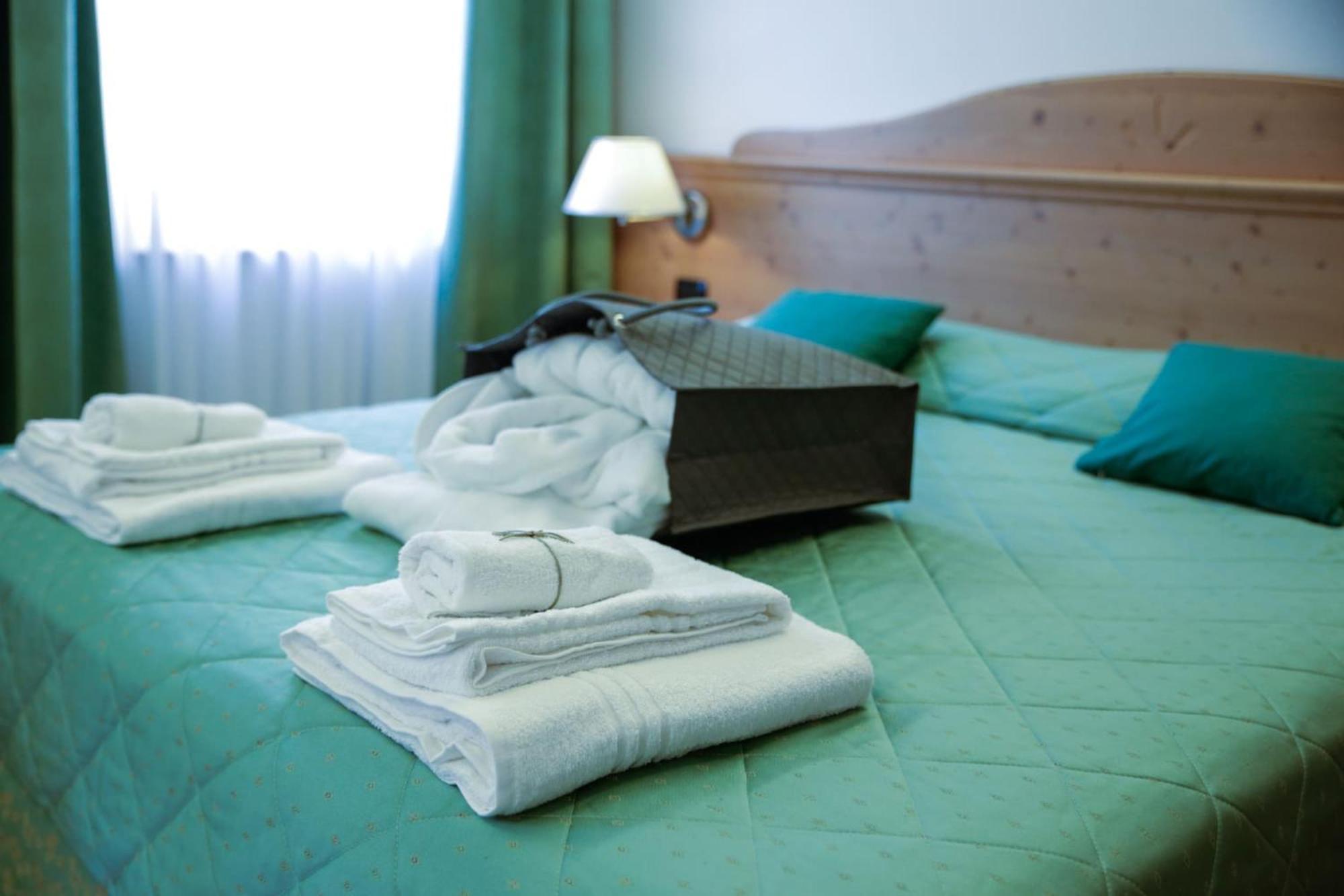 Nivis Hotel Folgarida Esterno foto